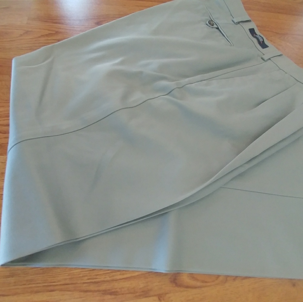 Roundtree and York Comfort Waist Men's Dress Pants